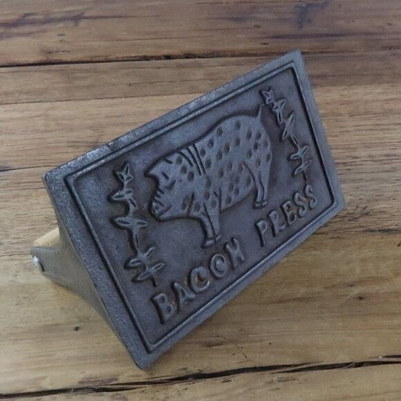 CAST IRON BACON PRESS WITH WOODEN HANDLE - Picture 1 of 5
